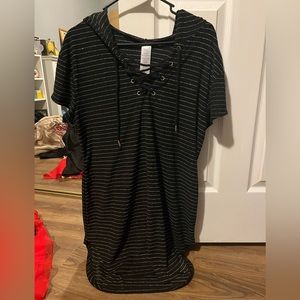 Time & Tru Black & Gold Swimsuit Cover with Hood